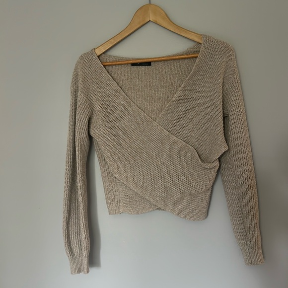 Sweaters - OATMEAL KNOT FRONT KNIT